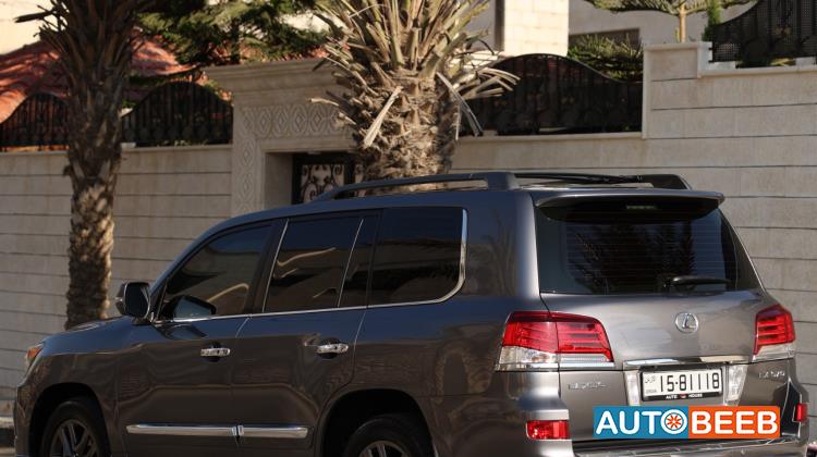 Lexus LX570 2014
